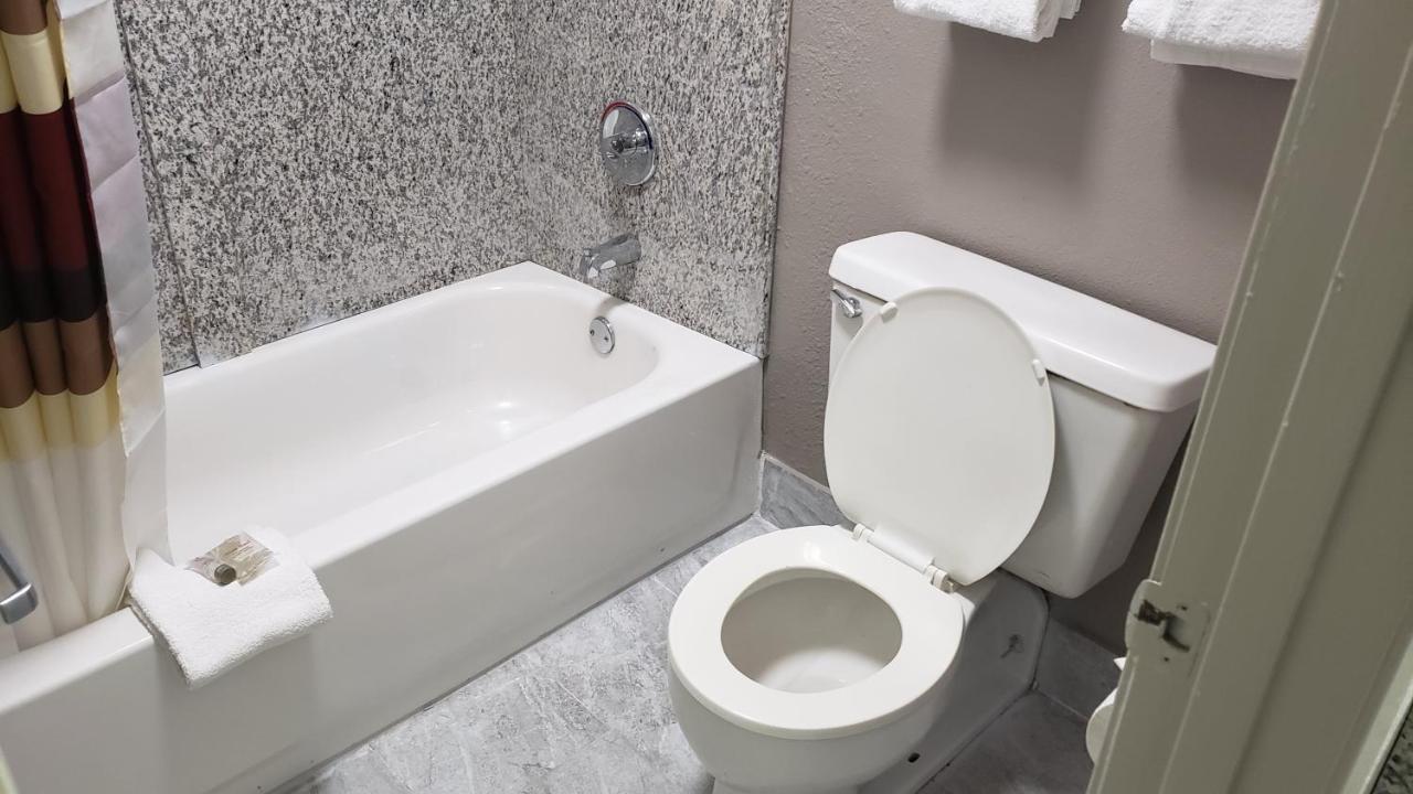 Americas Best Value Inn Каллмен Экстерьер фото